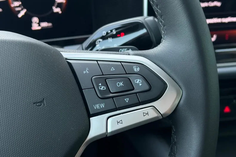 Volkswagen Passat din 2025 cu 1.402 km - oferta VOL133776 - foto 17