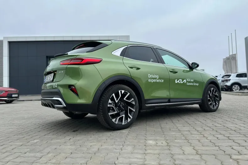 Kia XCeed din 2023 cu 14.100 km - oferta KIA133780 - foto 5