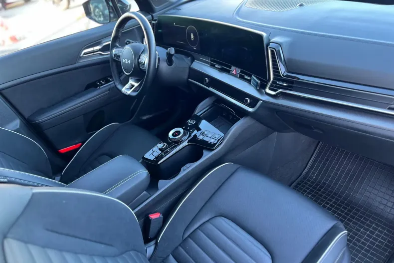 Kia Sportage din 2024 cu 15.800 km - oferta KIA133781 - foto 9