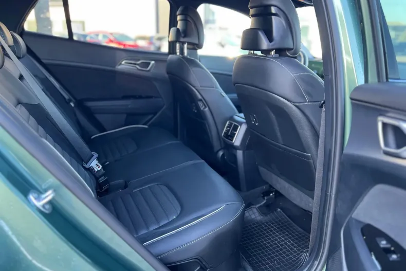 Kia Sportage din 2024 cu 15.800 km - oferta KIA133781 - foto 10