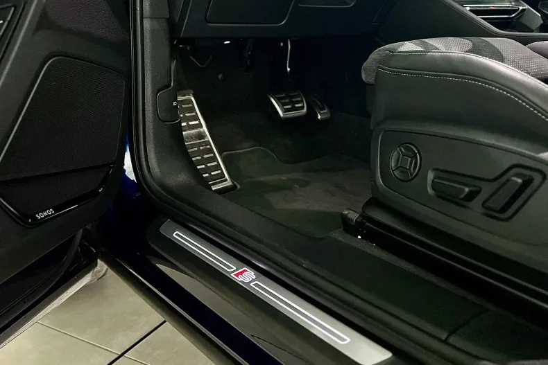 Audi Q3 din 2024 cu 7.750 km - oferta AUD133783 - foto 18