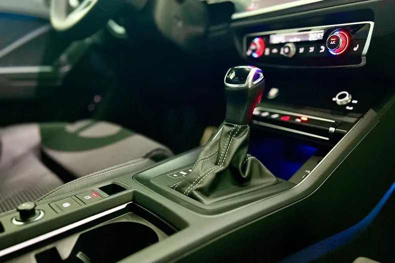 Audi Q3 din 2024 cu 7.750 km - oferta AUD133783 - foto 33