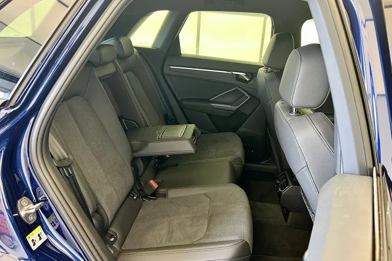 Audi Q3 din 2024 cu 7.750 km - oferta AUD133783 - foto 34