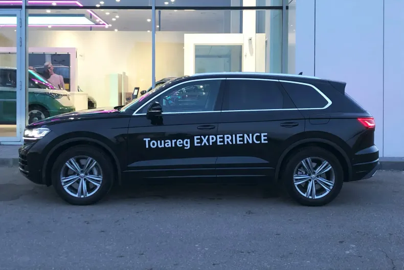 Volkswagen Touareg din 2024 cu 23.133 km - oferta VOL133787 - foto 7