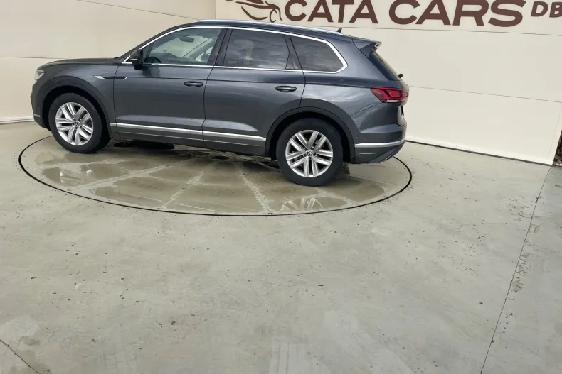 Volkswagen Touareg din 2021 cu 37.000 km - oferta VOL133790 - foto 7