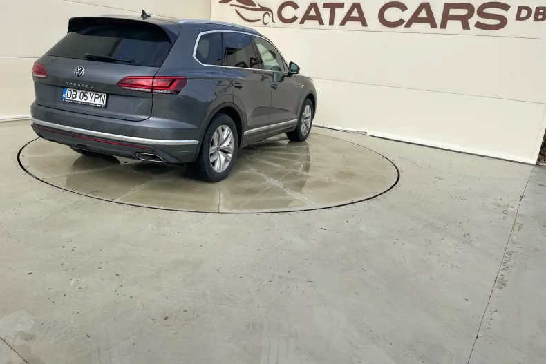 Volkswagen Touareg din 2021 cu 37.000 km - oferta VOL133790 - foto 12