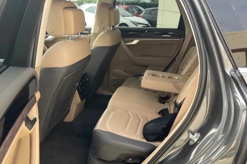 Volkswagen Touareg din 2021 cu 37.000 km - oferta VOL133790 - foto 25