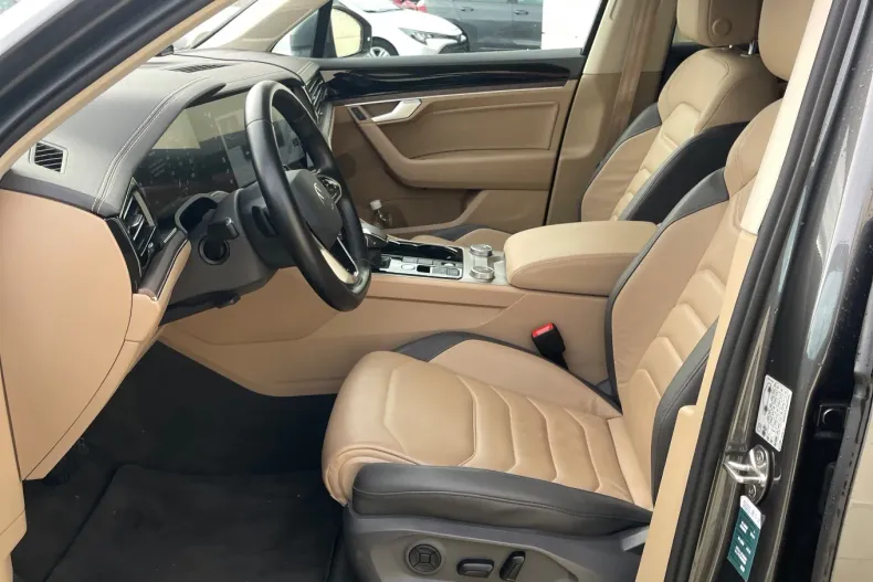 Volkswagen Touareg din 2021 cu 37.000 km - oferta VOL133790 - foto 27