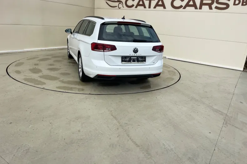 Volkswagen Passat din 2021 cu 157.000 km - oferta VOL133791 - foto 12
