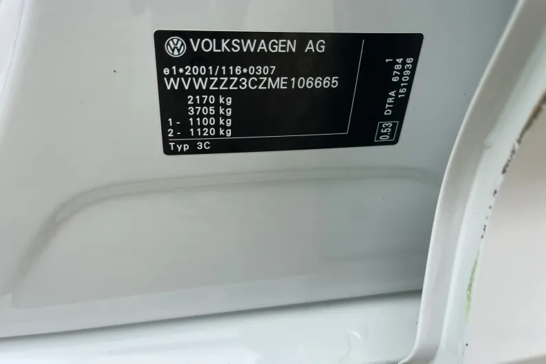 Volkswagen Passat din 2021 cu 157.000 km - oferta VOL133791 - foto 40