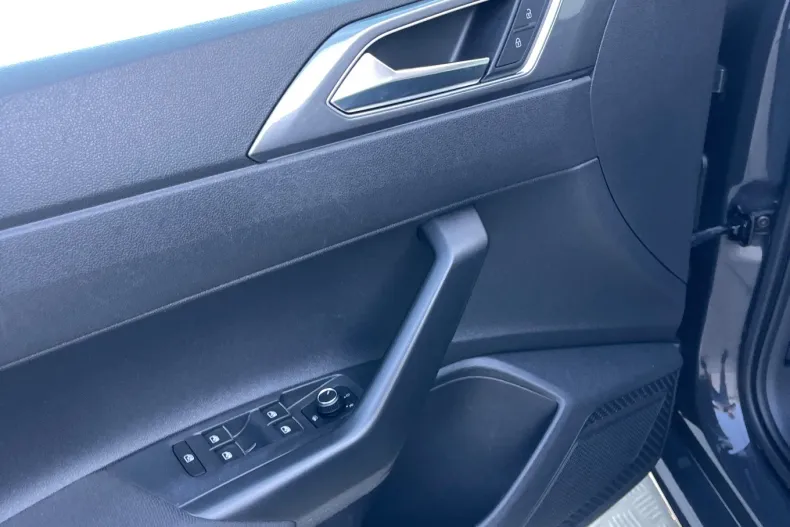 Volkswagen Polo din 2019 cu 170.000 km - oferta VOL133794 - foto 30