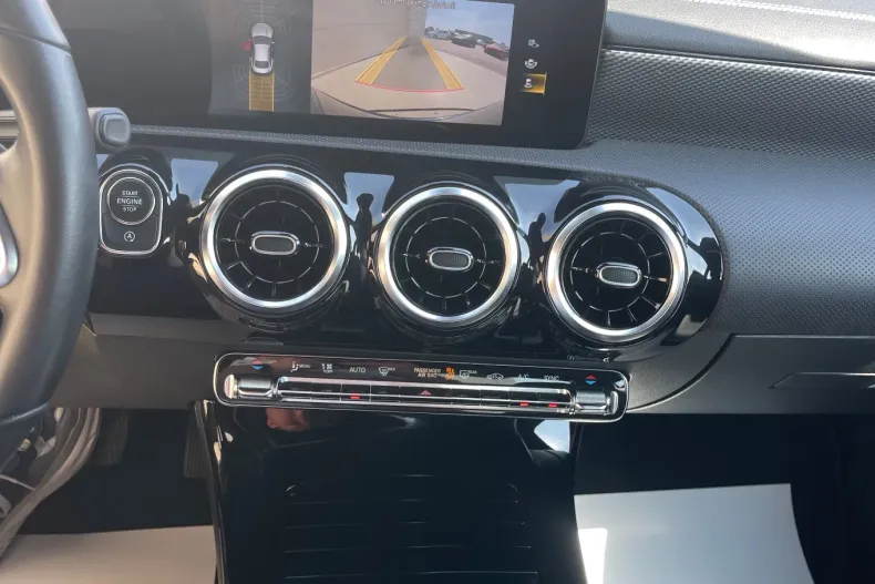 Mercedes-Benz CLA din 2022 cu 132.000 km - oferta MER133799 - foto 32