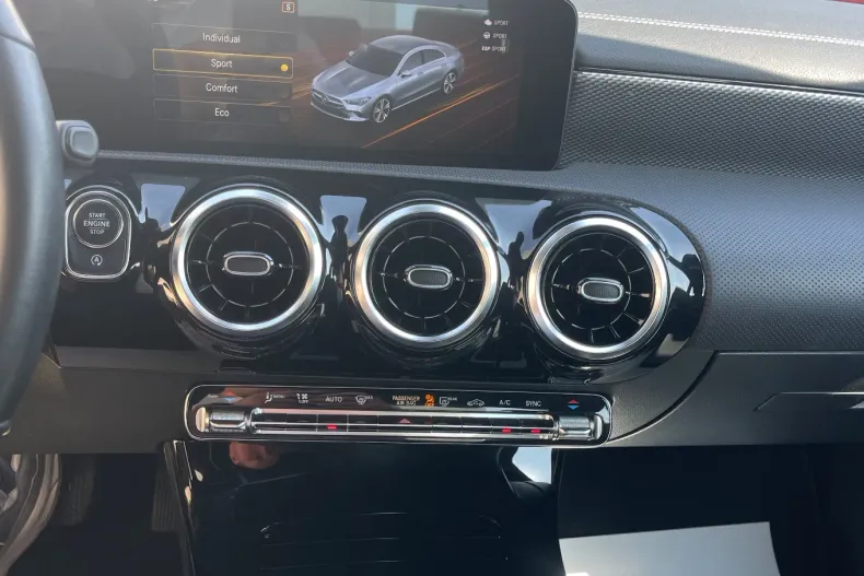 Mercedes-Benz CLA din 2022 cu 132.000 km - oferta MER133799 - foto 36