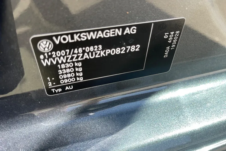 Volkswagen Golf din 2019 cu 167.000 km - oferta VOL133809 - foto 39