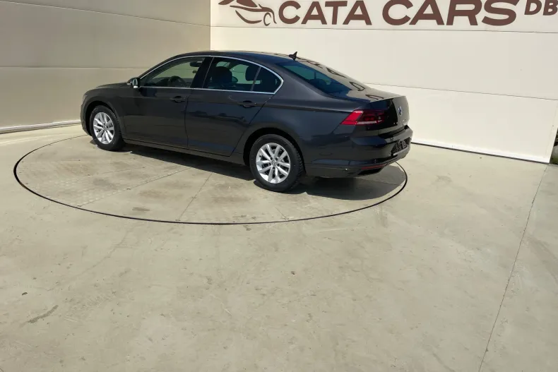 Volkswagen Passat din 2020 cu 127.000 km - oferta VOL133811 - foto 10