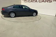 Volkswagen Passat din 2020 cu 127.000 km - oferta VOL133811 - foto 18