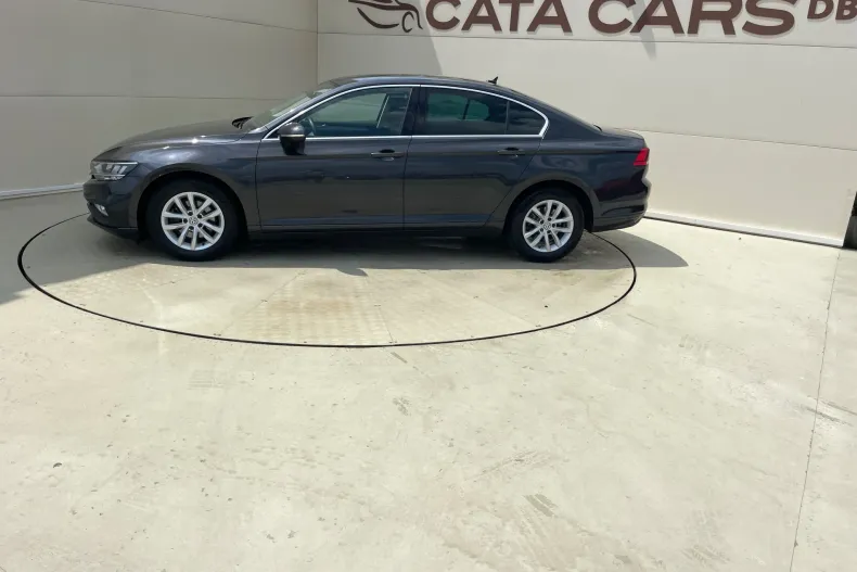 Volkswagen Passat din 2020 cu 125.000 km - oferta VOL133812 - foto 7