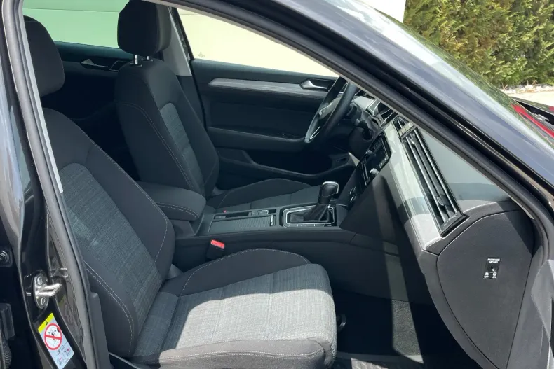 Volkswagen Passat din 2020 cu 125.000 km - oferta VOL133812 - foto 24