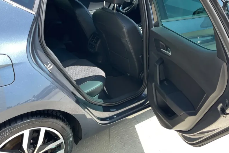 Seat Leon din 2021 cu 158.000 km - oferta SEA133813 - foto 23