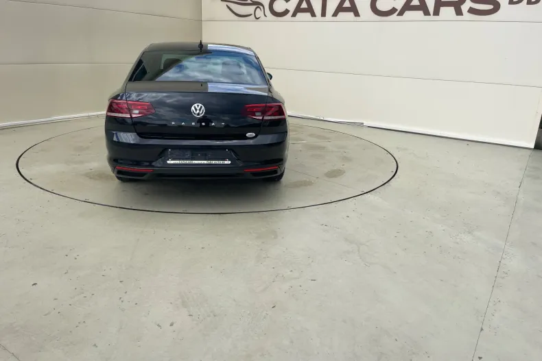Volkswagen Passat din 2020 cu 128.000 km - oferta VOL133814 - foto 13