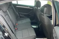 Volkswagen Passat din 2020 cu 128.000 km - oferta VOL133814 - foto 25