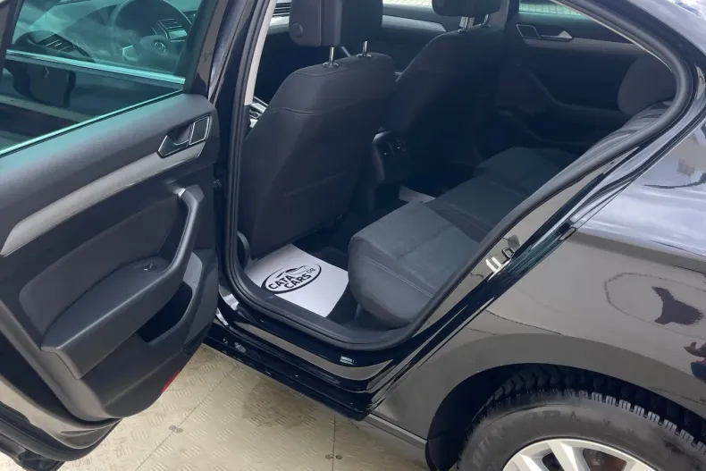 Volkswagen Passat din 2020 cu 128.000 km - oferta VOL133814 - foto 27