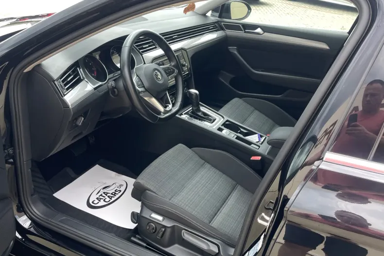 Volkswagen Passat din 2020 cu 128.000 km - oferta VOL133814 - foto 29