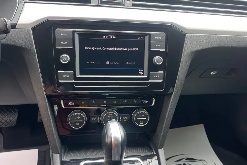 Volkswagen Passat din 2020 cu 128.000 km - oferta VOL133814 - foto 34