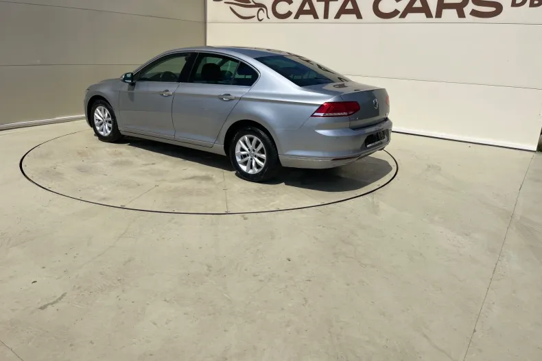 Volkswagen Passat din 2019 cu 138.000 km - oferta VOL133815 - foto 10