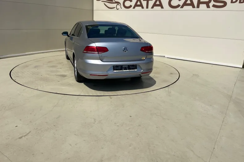 Volkswagen Passat din 2019 cu 138.000 km - oferta VOL133815 - foto 12