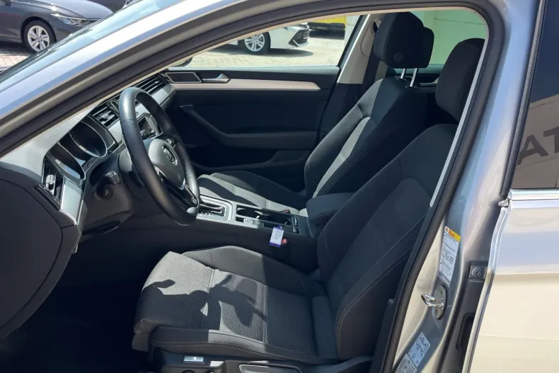 Volkswagen Passat din 2019 cu 138.000 km - oferta VOL133815 - foto 28