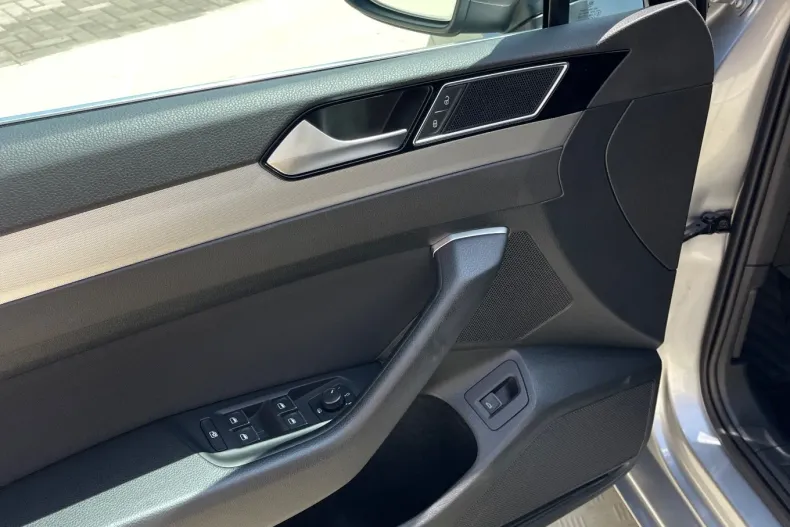 Volkswagen Passat din 2019 cu 138.000 km - oferta VOL133815 - foto 29