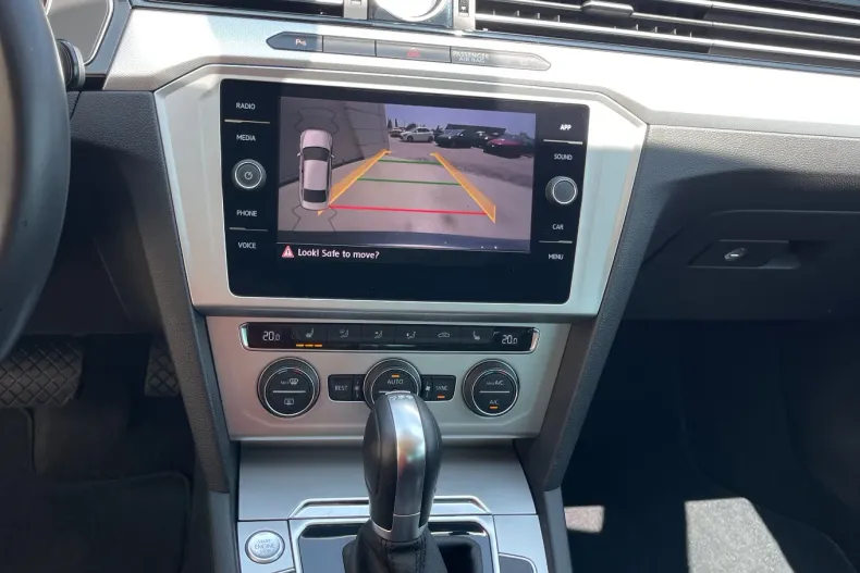 Volkswagen Passat din 2019 cu 138.000 km - oferta VOL133815 - foto 31