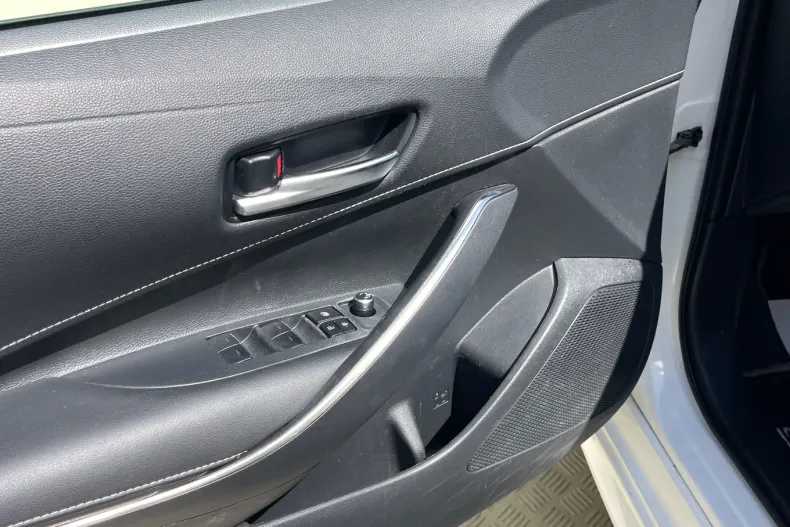 Toyota Corolla din 2021 cu 168.000 km - oferta TOY133820 - foto 30