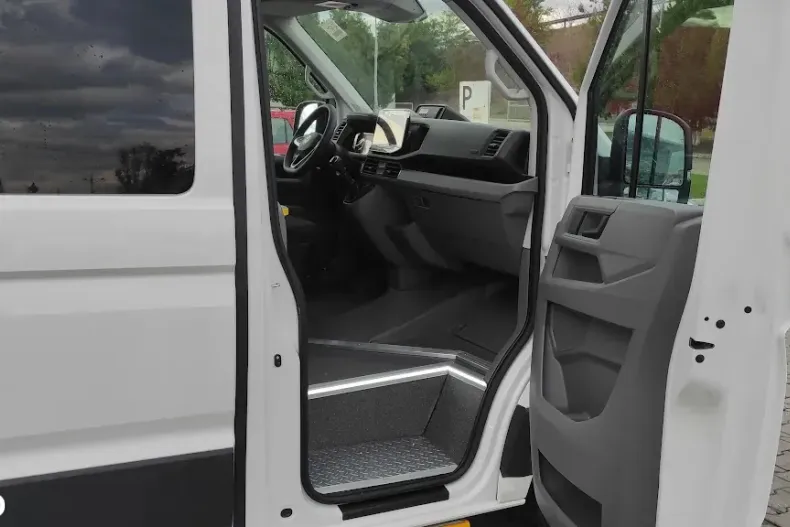 Volkswagen Crafter din 2025 cu 10 km - oferta VOL133853 - foto 6