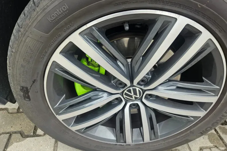 Volkswagen Tiguan din 2022 cu 42.554 km - oferta VOL133854 - foto 23