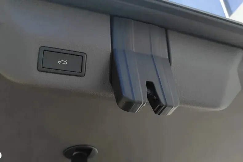 Volkswagen Multivan din 2025 cu 5 km - oferta VOL133858 - foto 16