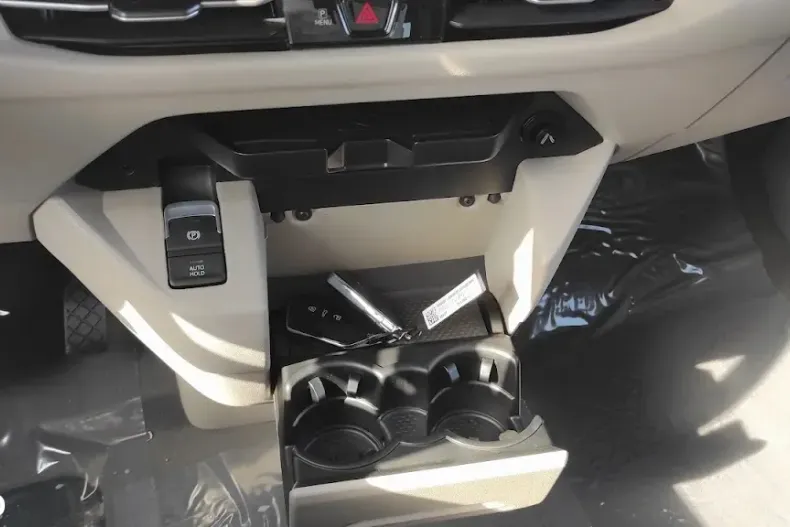 Volkswagen Multivan din 2025 cu 5 km - oferta VOL133858 - foto 18