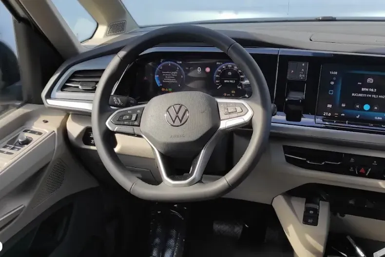 Volkswagen Multivan din 2025 cu 5 km - oferta VOL133858 - foto 19