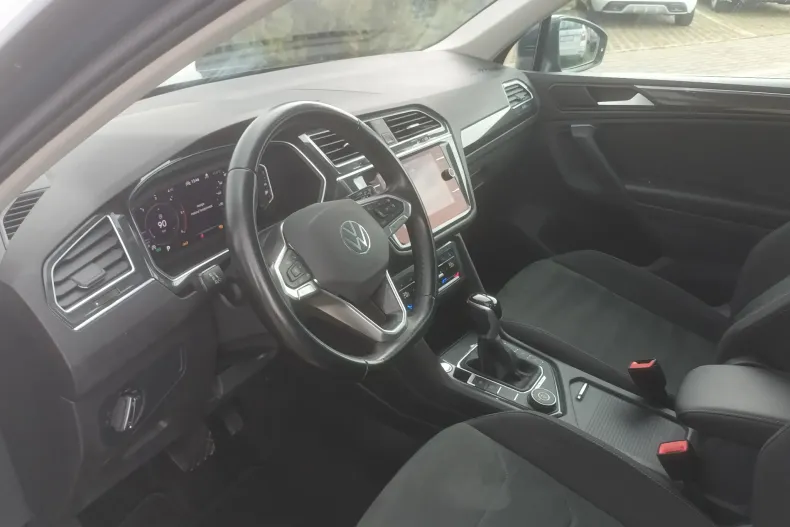 Volkswagen Tiguan din 2021 cu 88.322 km - oferta VOL133862 - foto 6