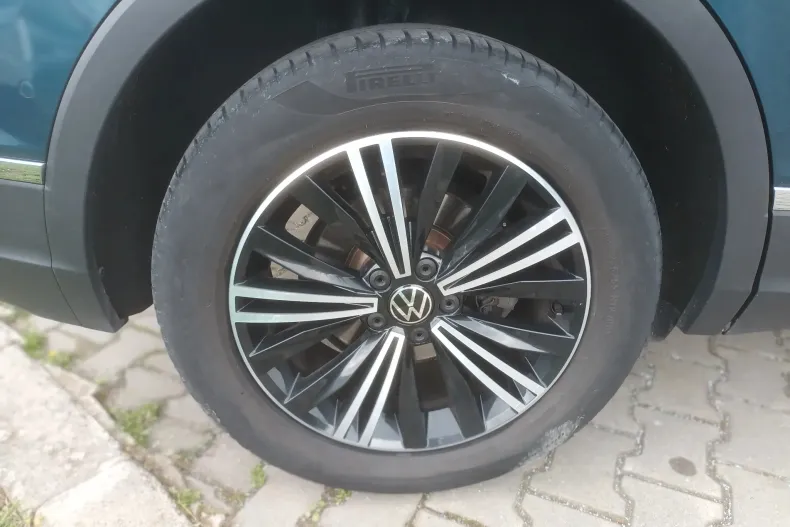 Volkswagen Tiguan din 2021 cu 88.322 km - oferta VOL133862 - foto 23