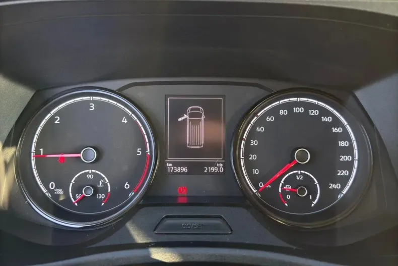 Volkswagen Transporter din 2020 cu 173.885 km - oferta VOL133863 - foto 10