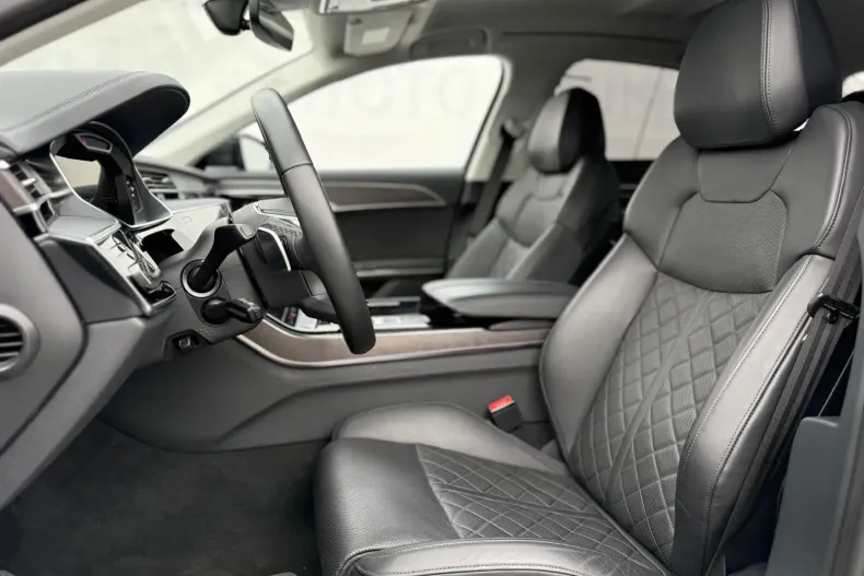 Audi A8 din 2022 cu 60.600 km - oferta AUD133864 - foto 8