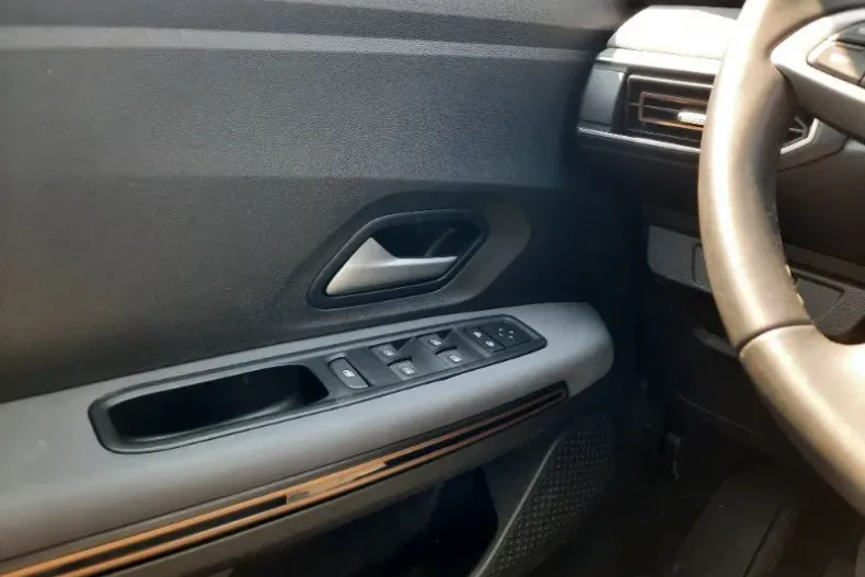 Dacia Jogger din 2024 cu 27.896 km - oferta DAC133918 - foto 23