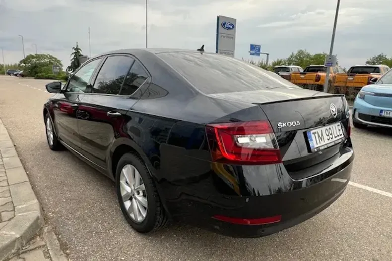 Skoda Octavia din 2020 cu 132.527 km - oferta SKO133938 - foto 4