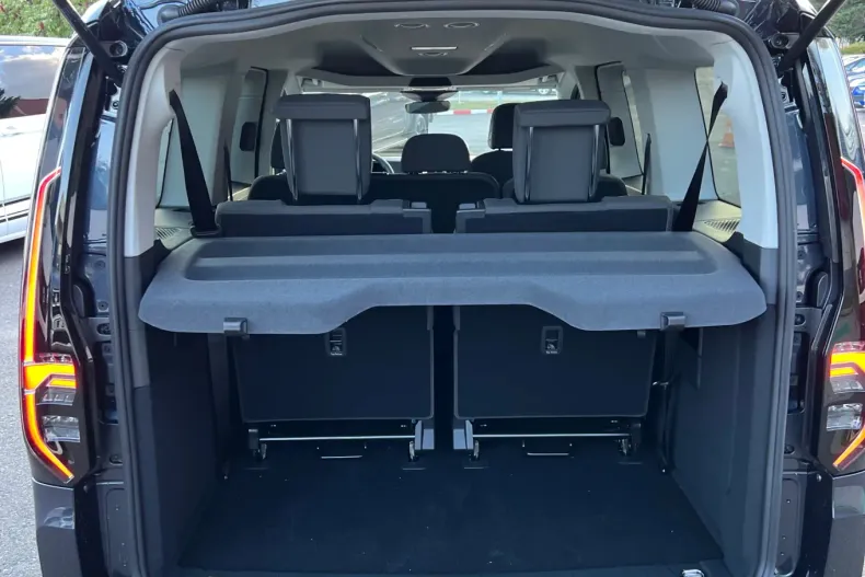 Volkswagen Caddy din 2025 cu 15 km - oferta VOL133942 - foto 8