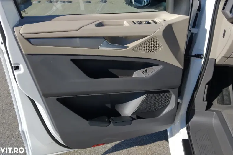 Volkswagen Multivan din 2025 cu 3.000 km - oferta VOL133945 - foto 21