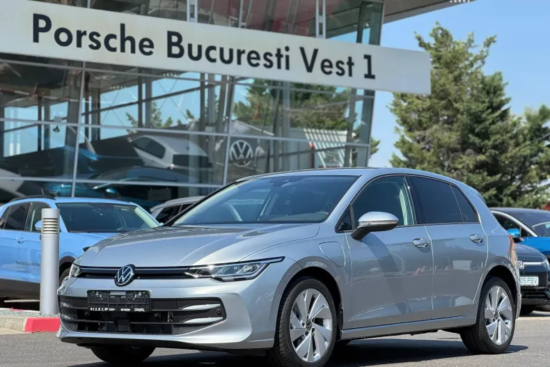 Volkswagen Golf din 2025 cu 5 km - oferta VOL133947 - foto 1