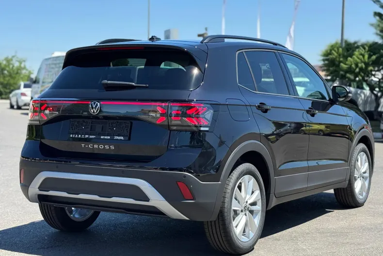 Volkswagen T-Cross din 2025 cu 3 km - oferta VOL133949 - foto 6