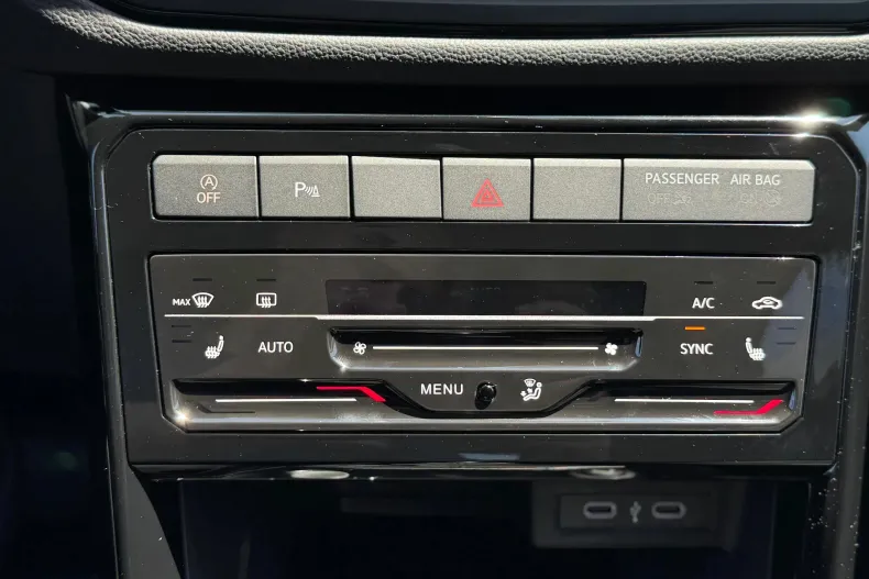 Volkswagen T-Cross din 2025 cu 3 km - oferta VOL133949 - foto 9